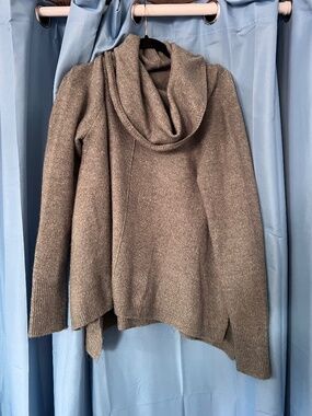 Jessica Simpson green cowl neck sweater